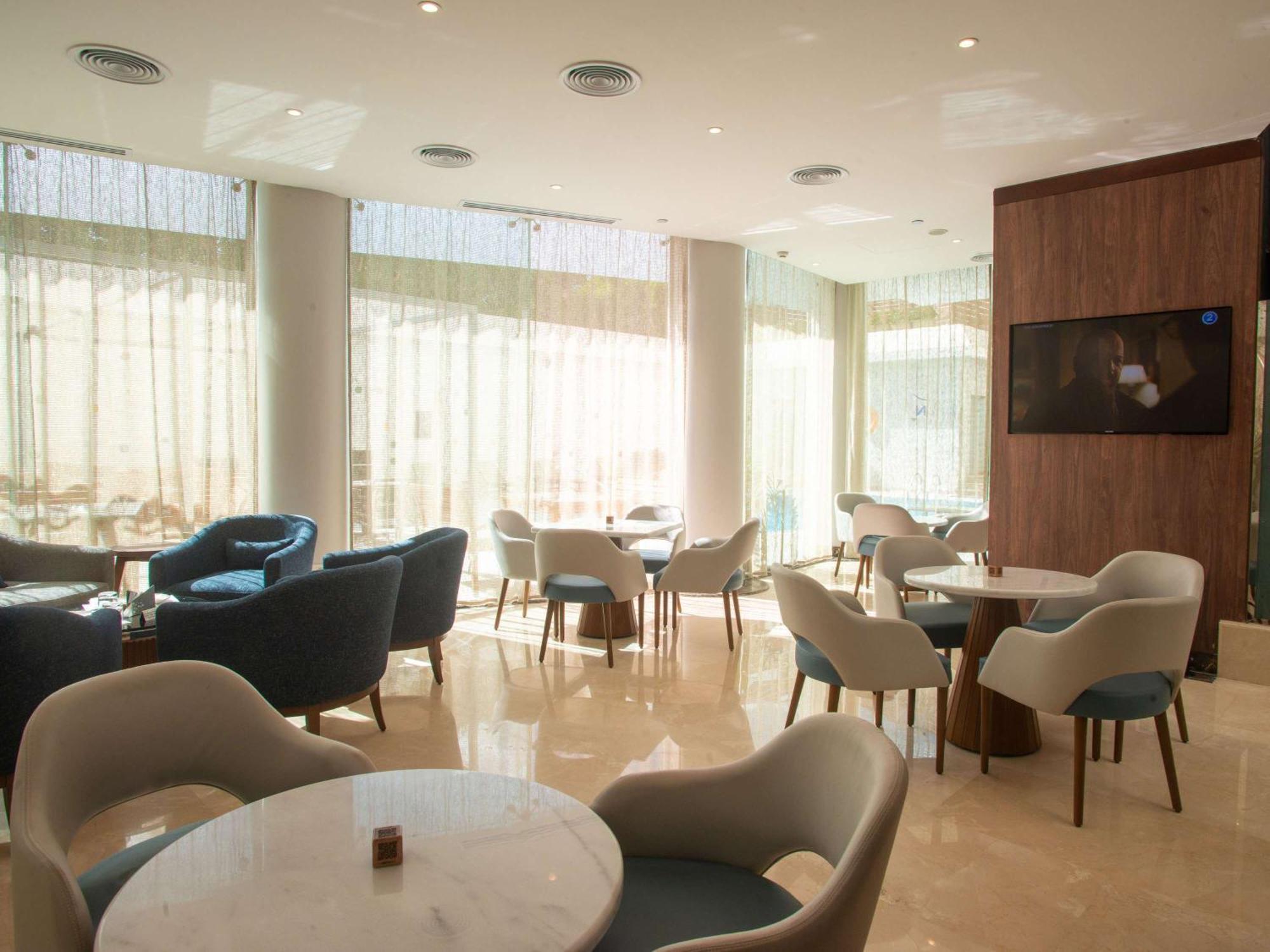 Novotel Cairo El Borg Giza Exterior photo